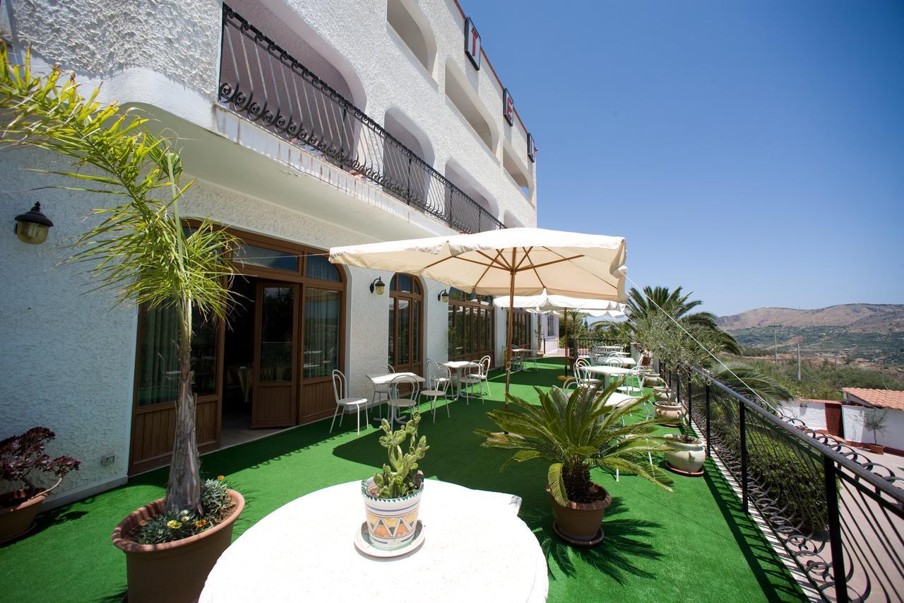 Hotel Miravalle Misilmeri Exteriér fotografie