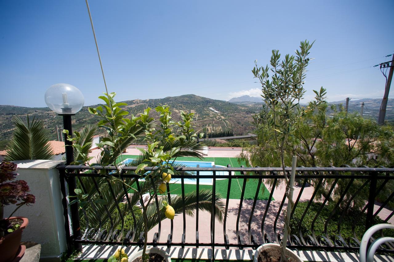 Hotel Miravalle Misilmeri Exteriér fotografie